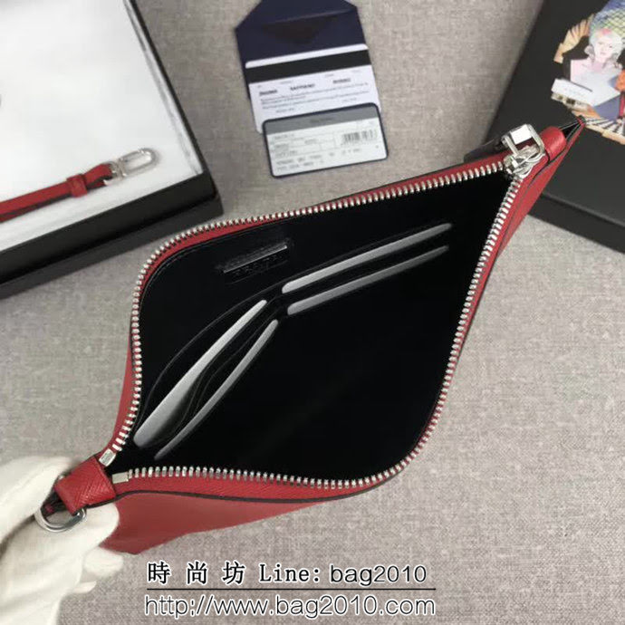 PRADA普拉達 專櫃最新款 摩登態度系列 十字紋牛皮 男士手包 2NG005 DD1822